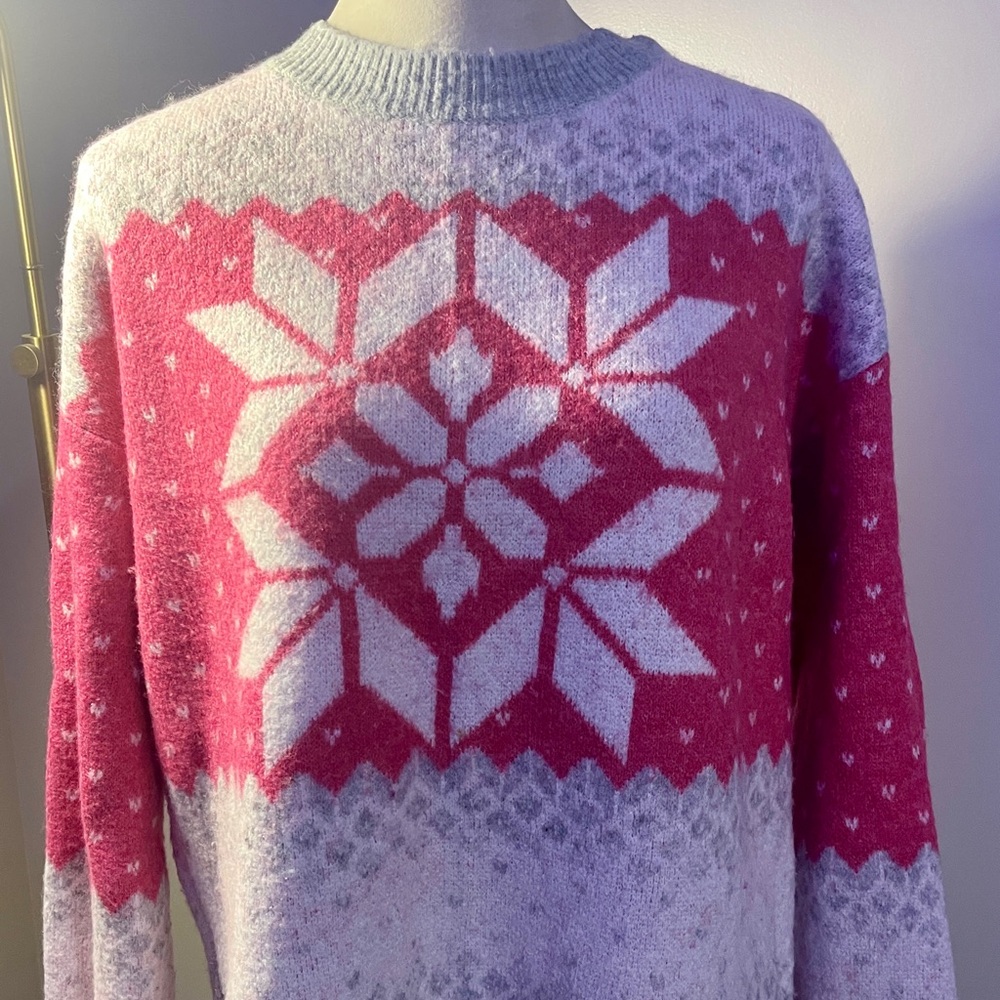 LOFT Pink and White Geometric Sweater